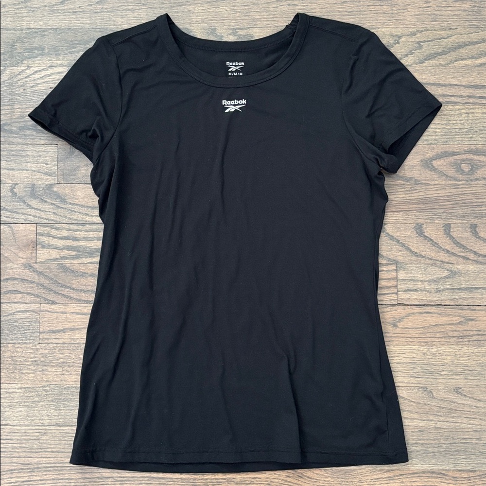 Reebok Women's Classic Black Tee - Picture 4 of 8